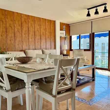 Attractive And Comfortable With Ocean Views