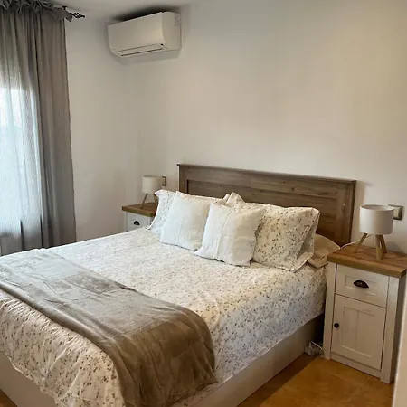 Attractive And Comfortable With Ocean Views