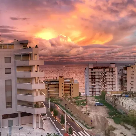 Attractive And Comfortable With Ocean Views
